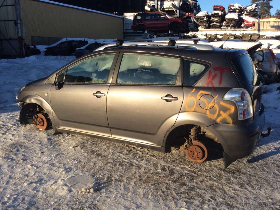 Toyota Verso 2004-2009 (Type II) , Motorkode: 2AD-FTV, Girkassekode: 
