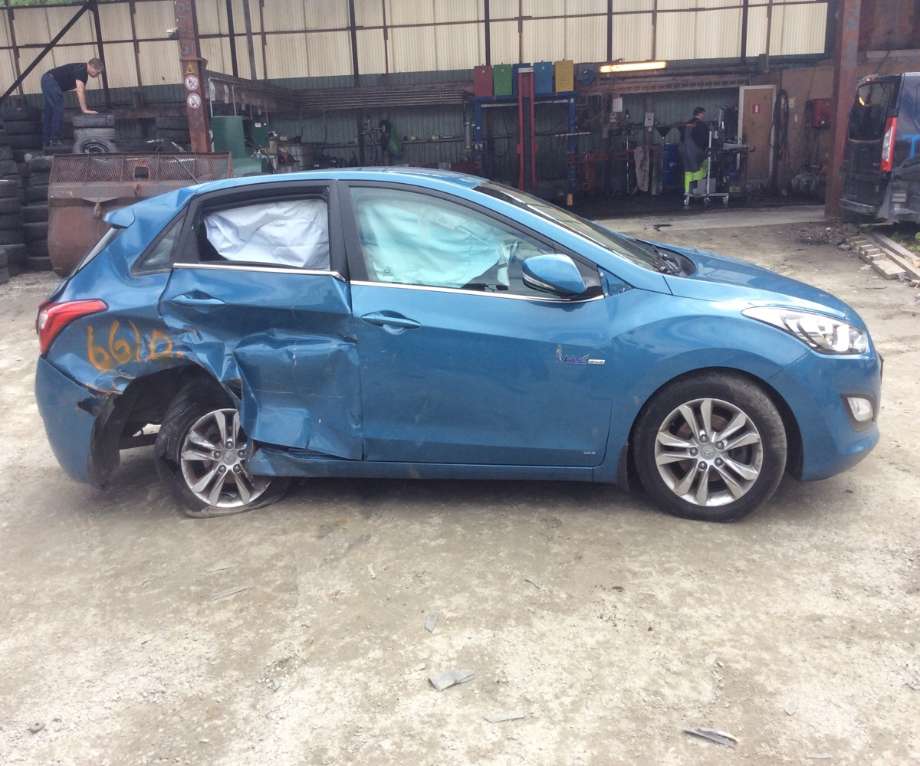 Hyundai i30 2012-2017 (Type II) , Motorkode: D4FB, Girkassekode: 