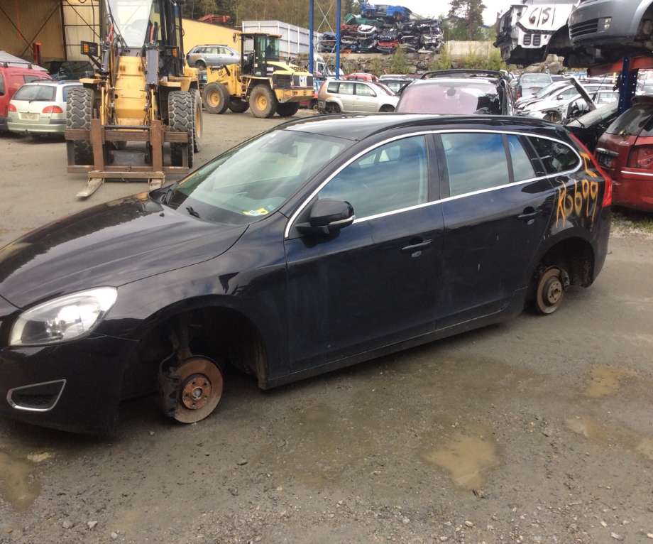 Volvo V60 2010-2013 (Type I, Fase 1) , Motorkode: D5204T2, Girkassekode: 