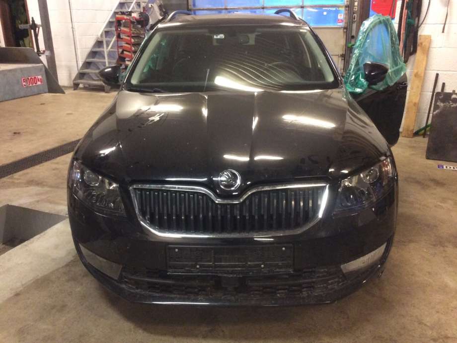 Škoda Octavia 2013-2016 (Type III, Fase 1) , Motorkode: CRKB;CXXB, Girkassekode: QYB