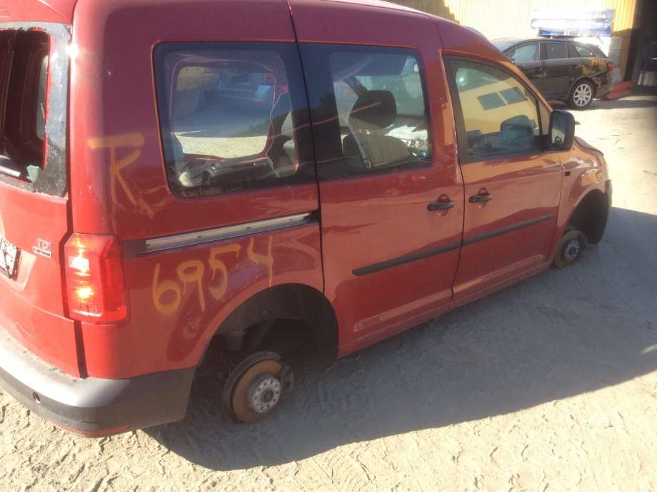 VW Caddy 2015-2020 (Type III, Fase 3) , Motorkode: CUUE, Girkassekode: QFY