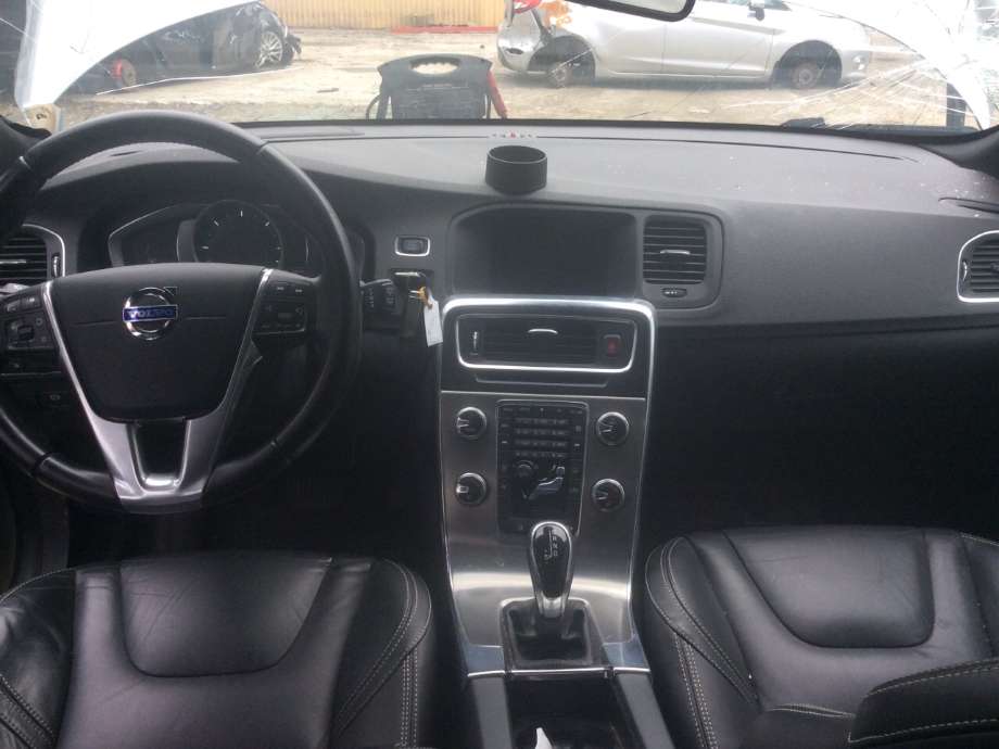 Volvo V60/V60 CC 2013-2018 (Type I, Fase 2) , Motorkode: D4162T, Girkassekode: