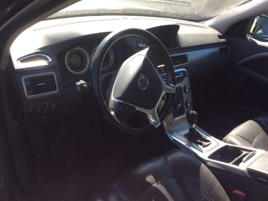 Volvo V70 2007-2013 (Type III, Fase 1) , Motorkode: D5204T3, Girkassekode: 