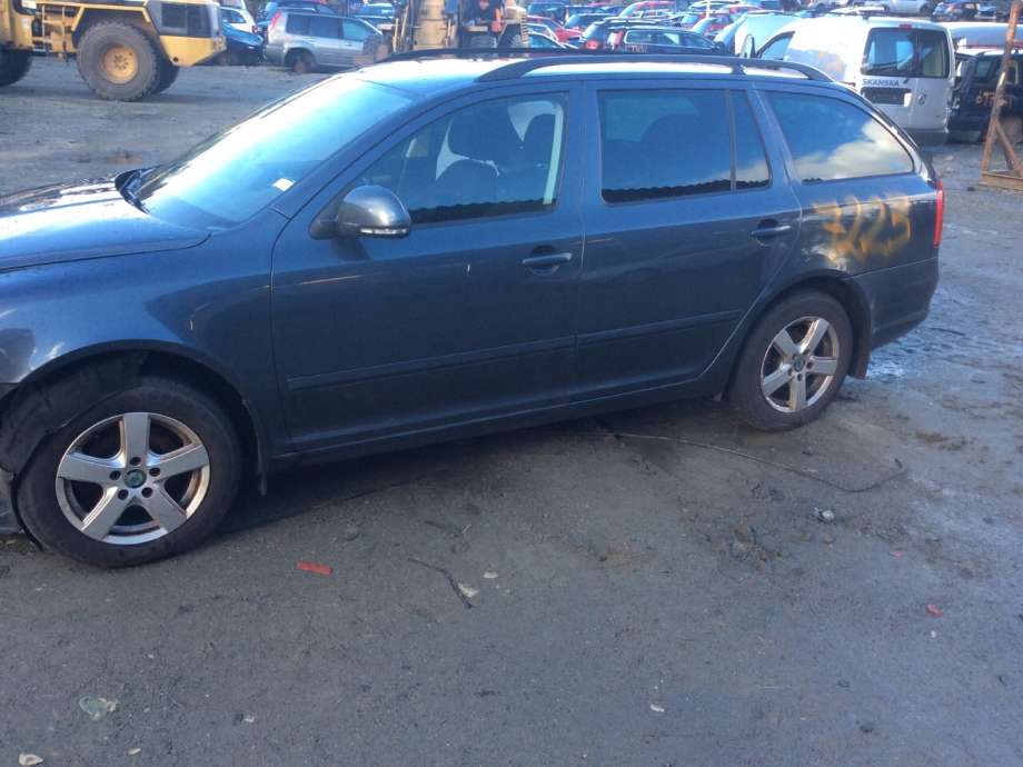 Škoda Octavia 2009-2013 (Type II, Fase 2) , Motorkode: CAXA, Girkassekode: LHY