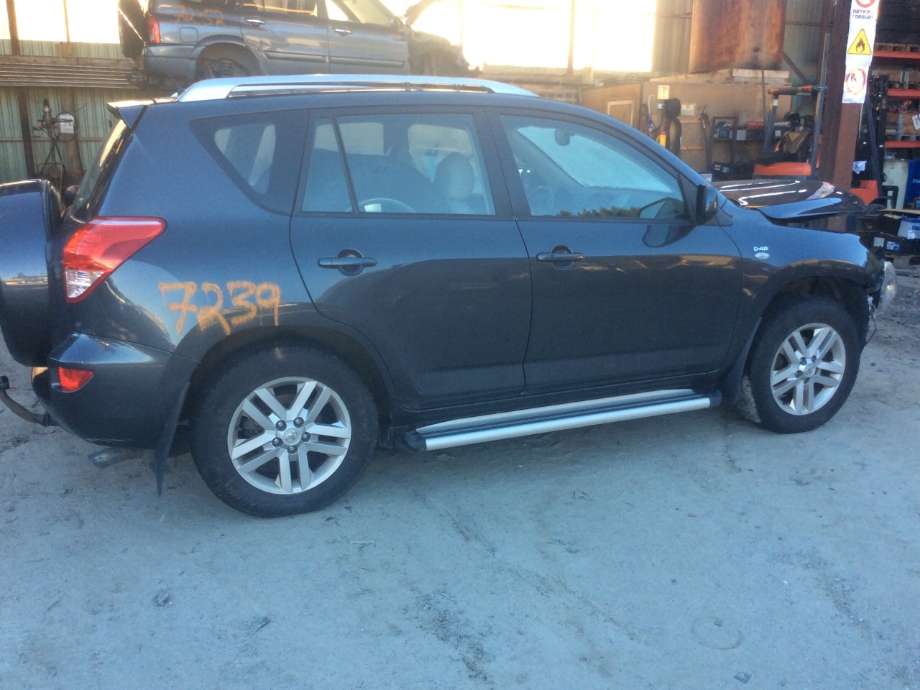 Toyota RAV4 2006-2009 (Type III, Fase 1) , Motorkode: 2AD-FTV, Girkassekode: 