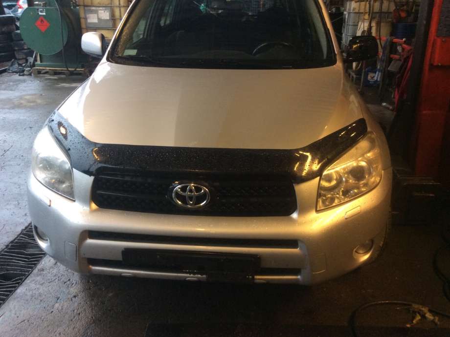 Toyota RAV4 2006-2009 (Type III, Fase 1) , Motorkode: 2AD-FTV, Girkassekode: 