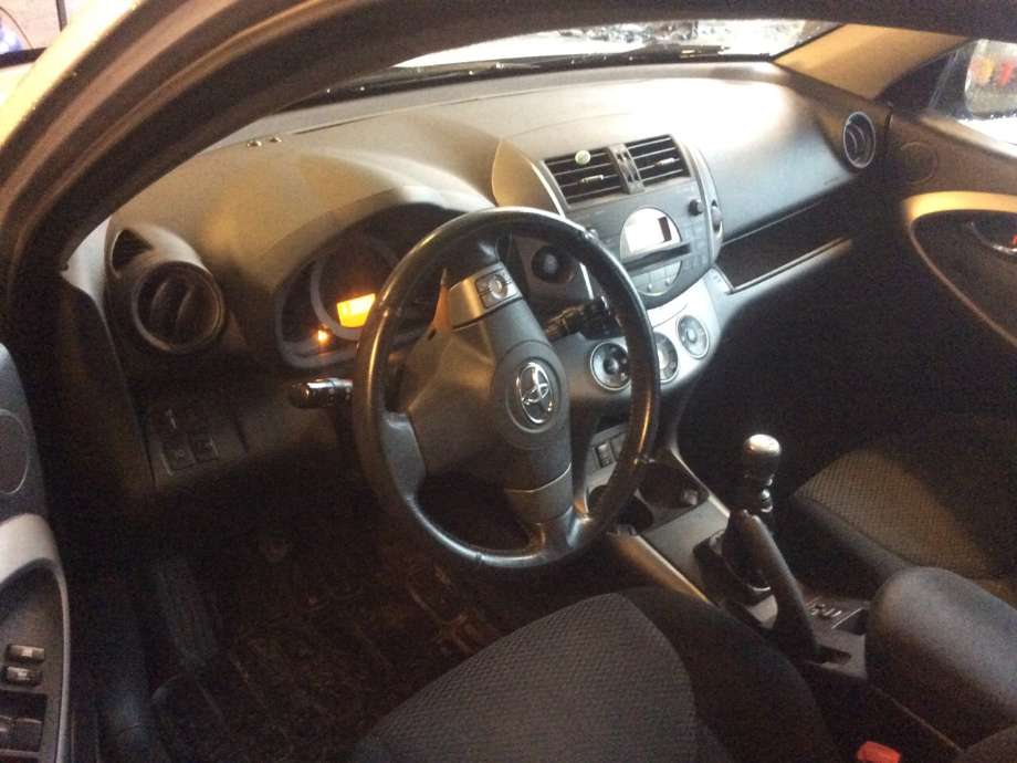 Toyota RAV4 2006-2009 (Type III, Fase 1) , Motorkode: 2AD-FTV, Girkassekode: 