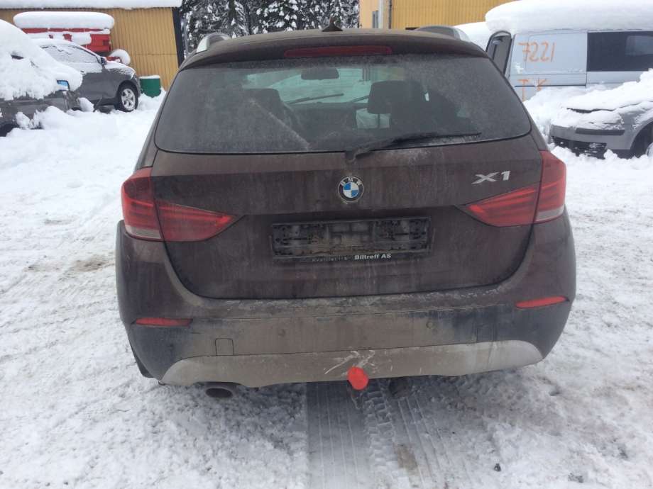 BMW X1 2009-2015 (E84) (E84), Motorkode: N47-D20C, Girkassekode: 24 00 7 590 123