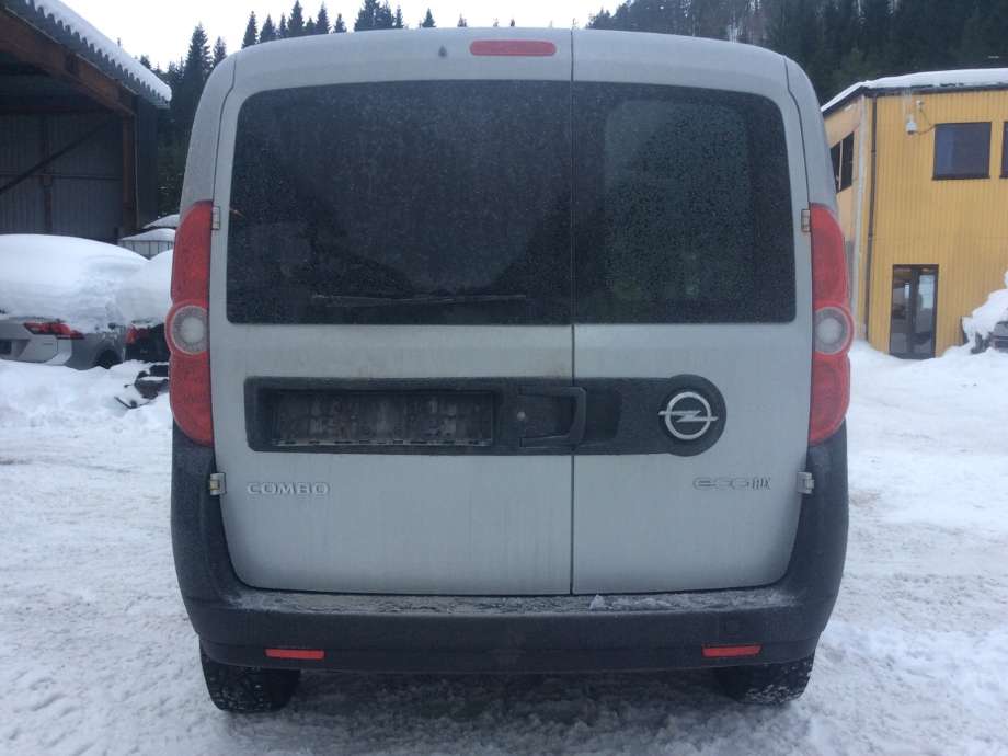 Opel Combo C 2002-2011 , Motorkode: A13FD, Girkassekode: 