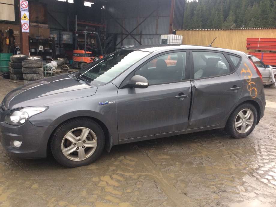 Hyundai i30 2007-2012 (Type I) , Motorkode: D4FB-L, Girkassekode: 