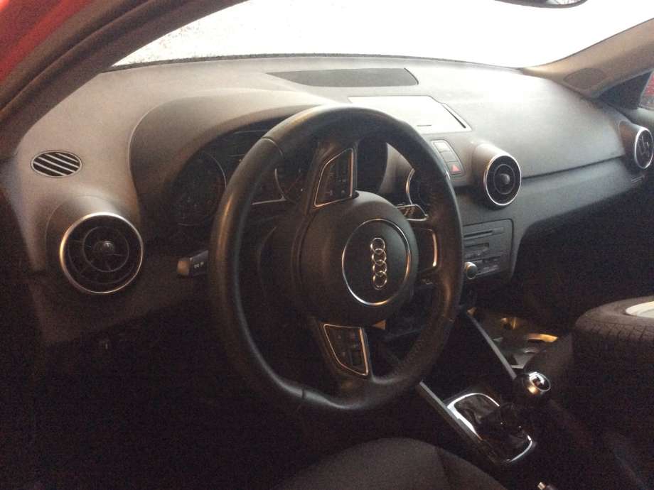Audi A1 2010-2014 (Type I, Fase 1) , Motorkode: CAXA, Girkassekode: NQL