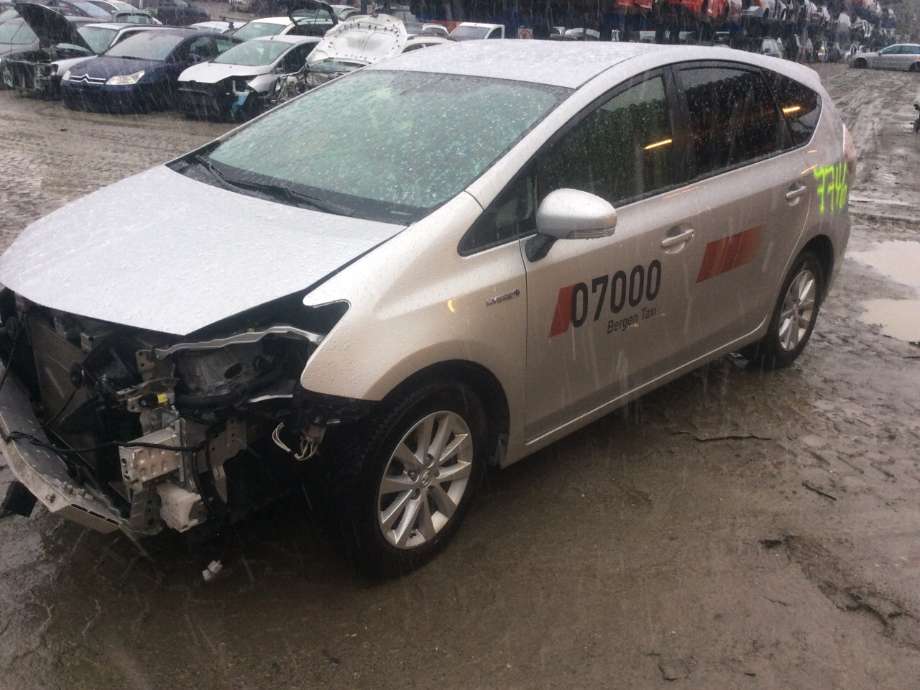 Toyota Prius +7 2012-2020 (Type III) (stasjonsvogn) (stasjonsvogn), Motorkode: 2ZR-FXE, Girkassekode: 