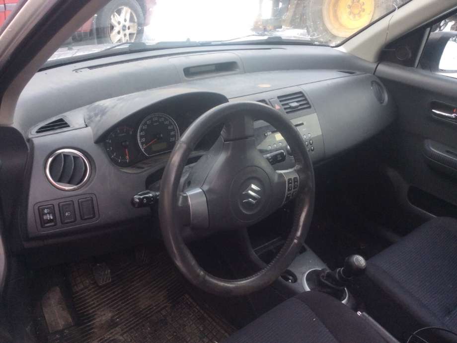 Suzuki Swift 2005-2010 , Motorkode: M13A, Girkassekode: