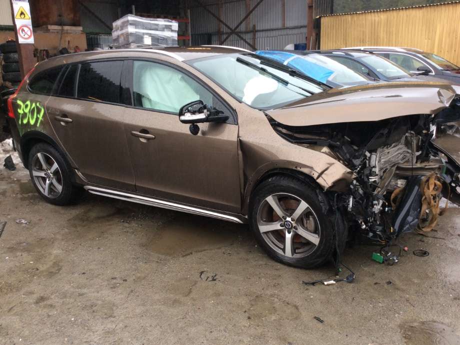 Volvo V60/V60 CC 2013-2018 (Type I, Fase 2) , Motorkode: D4204T14, Girkassekode: 