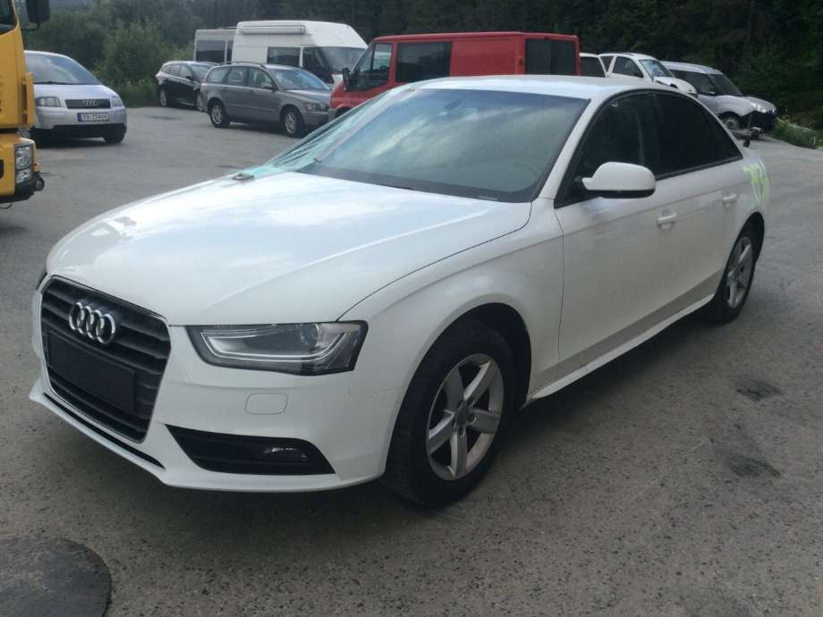 Audi A4 2007-2014 (Type IV) (B8) (B8), Motorkode: CDHA, Girkassekode: MVP