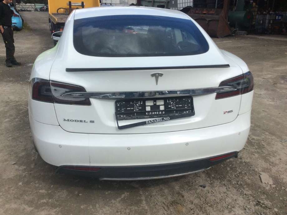 Tesla Model S 2013-2016 (Fase 1) , Motorkode: L1S, Girkassekode: 
