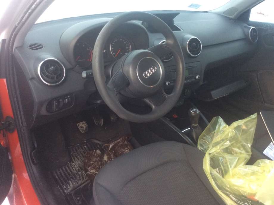 Audi A1 2010-2014 (Type I, Fase 1) , Motorkode: CBZA, Girkassekode: LGQ