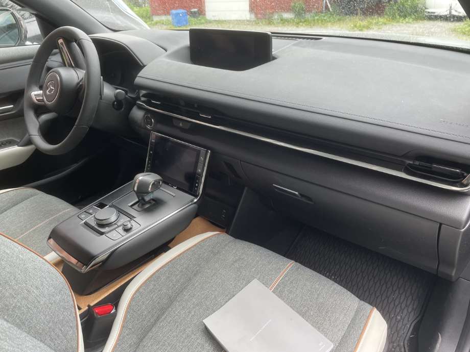 Mazda MX-30 2020-->> , Motorkode: , Girkassekode: 