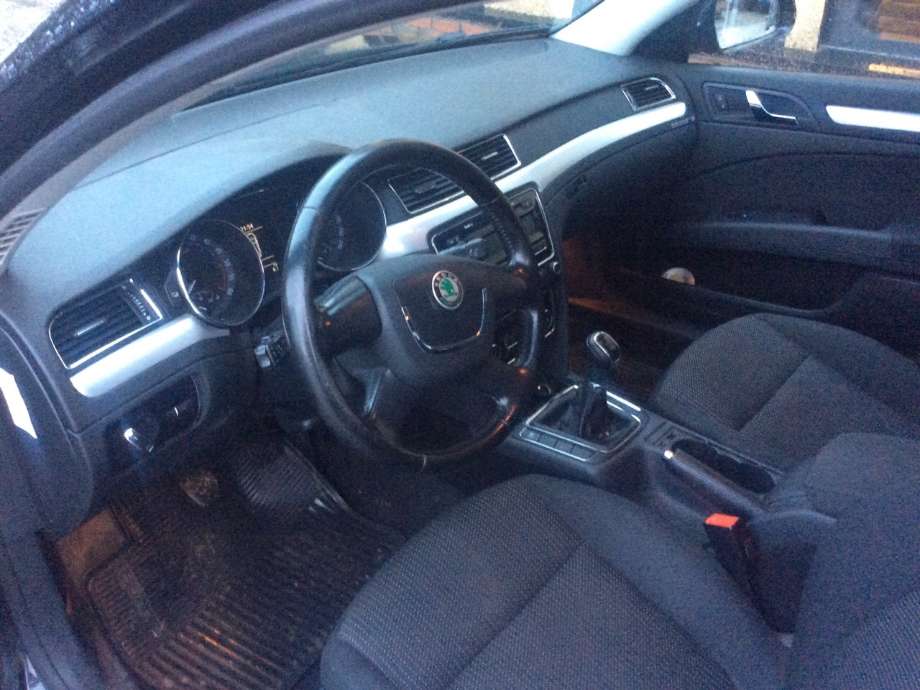 Škoda Superb 2008-2015 (Type II) , Motorkode: BLS;BXE, Girkassekode: KBL