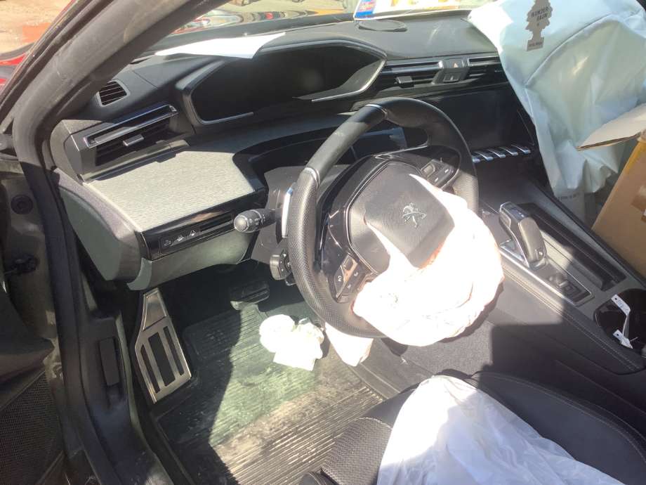 Peugeot 508 2018-->> (Type II) , Motorkode: 5GF, Girkassekode: