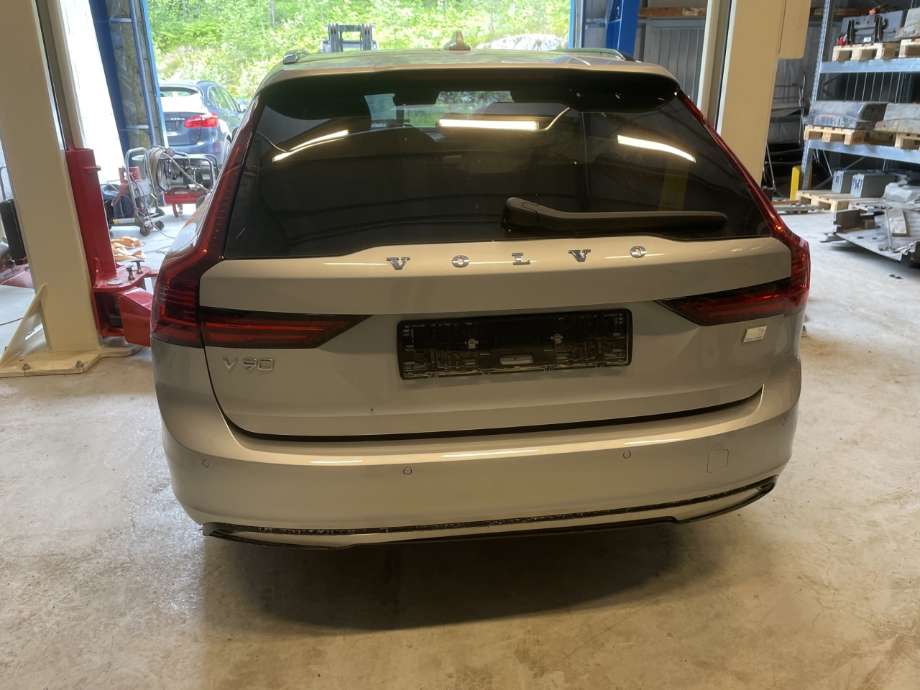 Volvo V90 / V90 CC / S90 2016-->> , Motorkode: , Girkassekode: 8-AUT 2WD / TG-81SD