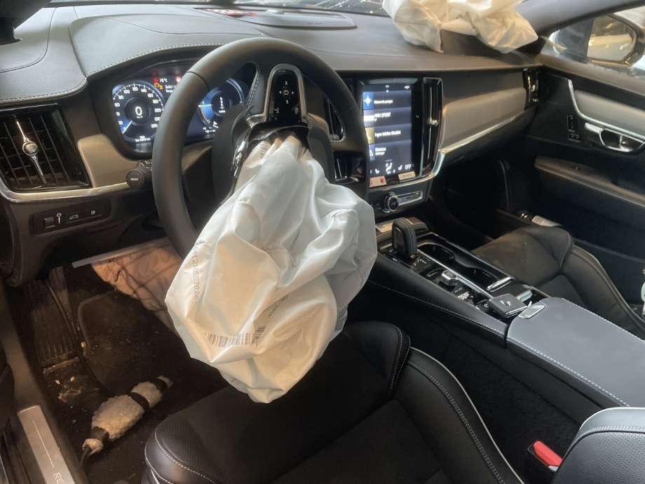 Volvo V90 / V90 CC / S90 2016-->> , Motorkode: , Girkassekode: 8-AUT 2WD / TG-81SD