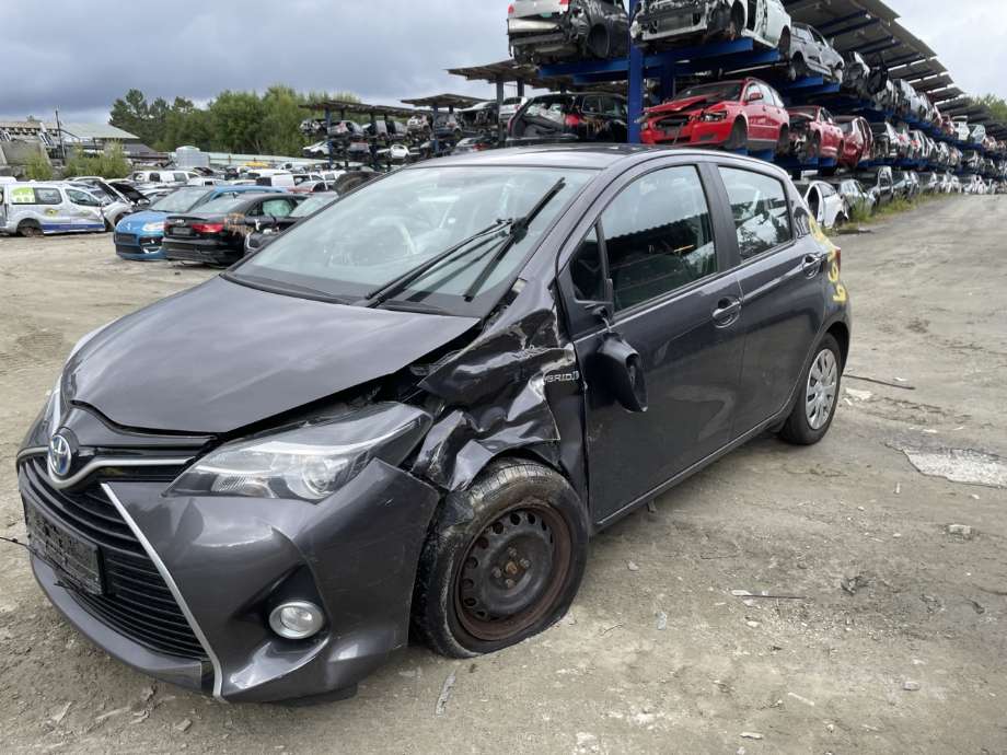 Toyota Yaris 2012-2014 (Type III, Fase 1) , Motorkode: 1NZ-FXE, Girkassekode: 