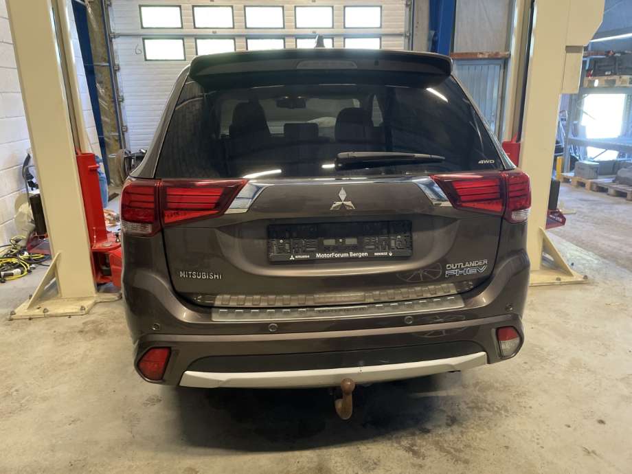 Mitsubishi Outlander 2015-->> (Type III, Fase 2) , Motorkode: 4B11, Girkassekode: 