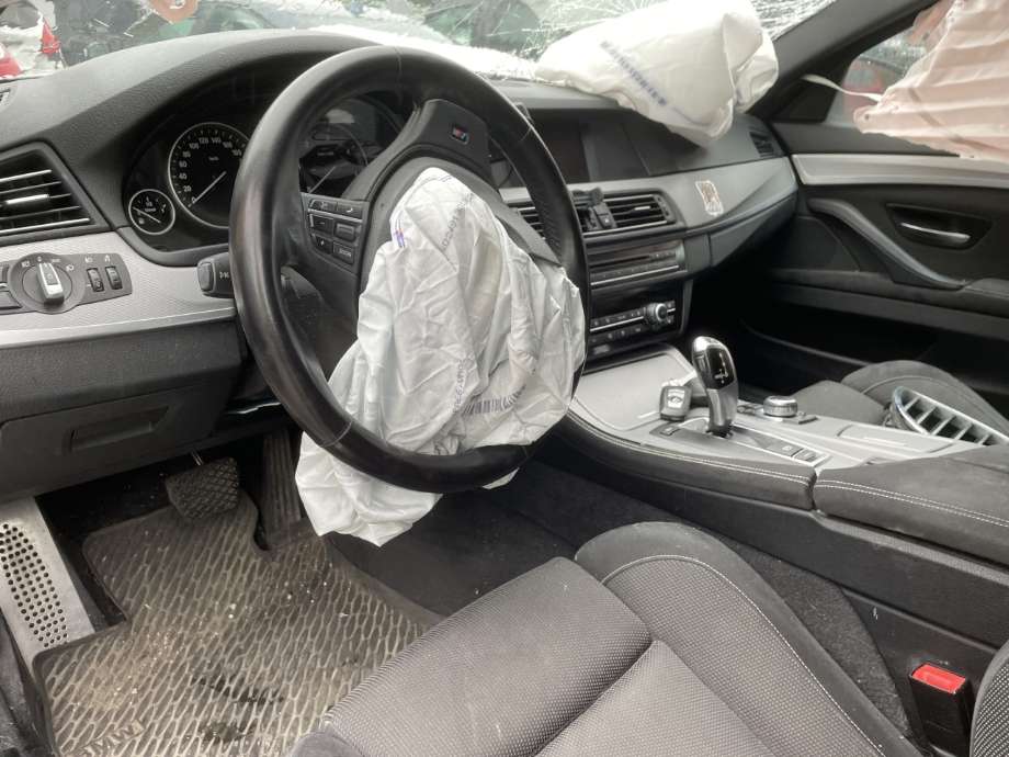 BMW 5-Serie 2010-2017 (F10/F11) (F10/F11), Motorkode: N47-D20C, Girkassekode: 