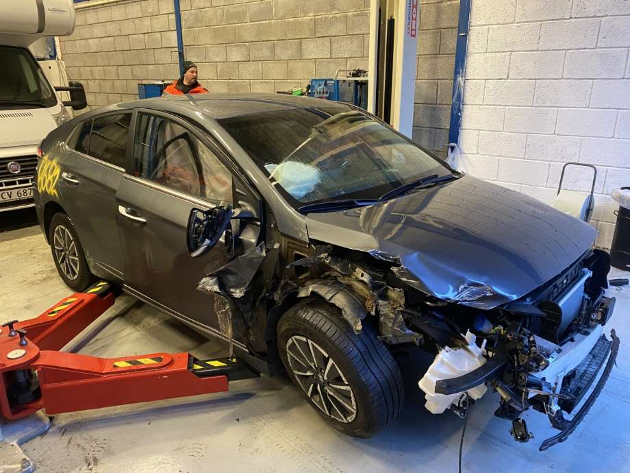 Hyundai Ioniq Electric 2019-->> (Fase 2) , Motorkode: EM10, Girkassekode: