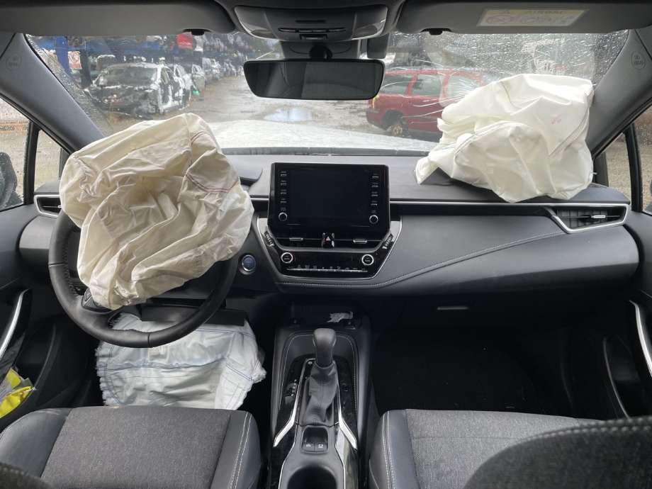 Toyota Corolla 2019-->> , Motorkode: 2ZR-FXE, Girkassekode: 