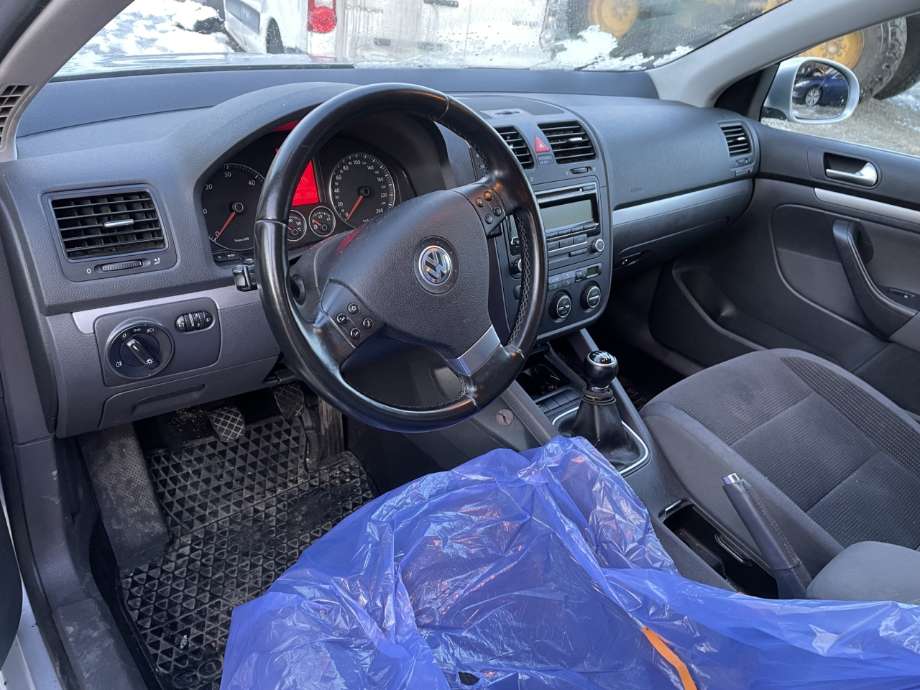 VW Golf V, Combi 2003-2008 , Motorkode: BLS, Girkassekode: KBL