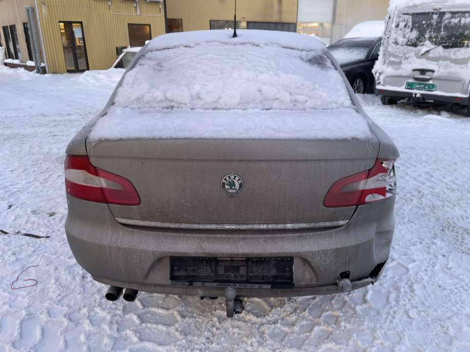 Škoda Superb 2008-2015 (Type II) , Motorkode: BLS;BXE, Girkassekode: 