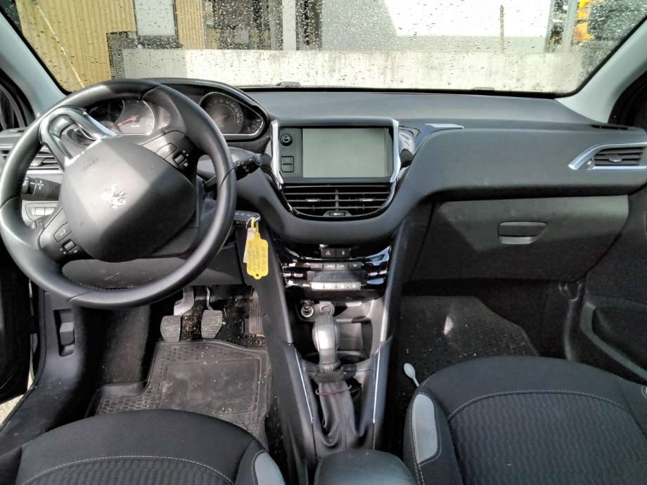 Peugeot 208 2012-2019 (Type I) , Motorkode: HMZ, Girkassekode: 