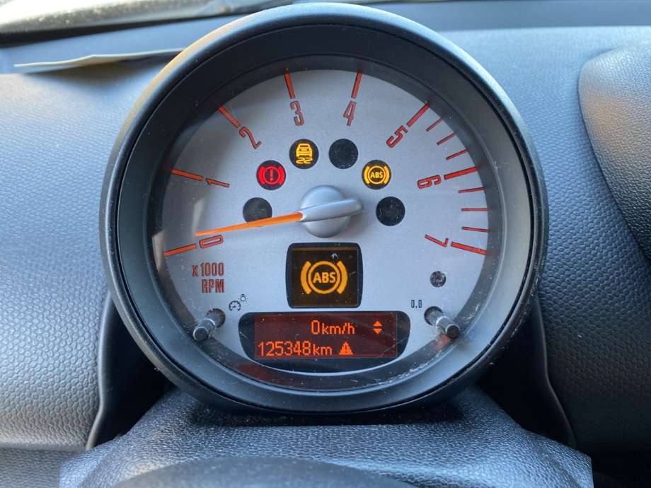 Mini Countryman 2010-2016 (R60) (R60), Motorkode: N47-C16A, Girkassekode: 