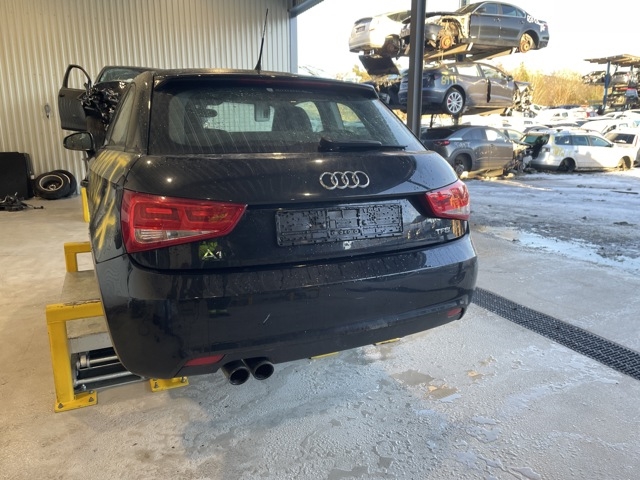 Audi A1 2010-2014 (Type I, Fase 1) , Motorkode: CAXA, Girkassekode: 