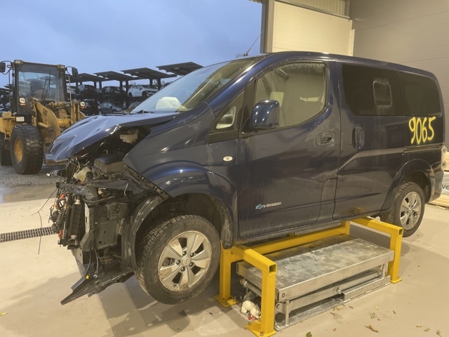 Nissan E-NV200 2014-->> , Motorkode: EM57, Girkassekode: