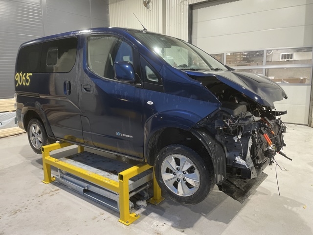Nissan E-NV200 2014-->> , Motorkode: EM57, Girkassekode: