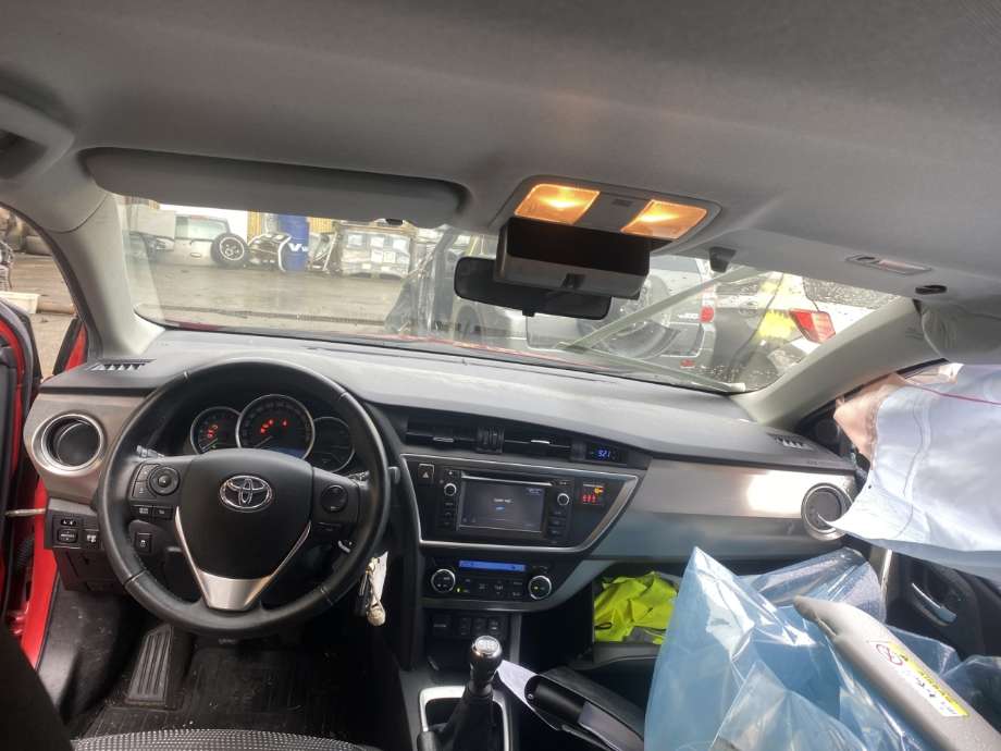 Toyota Auris 2013-2015 (Type II, Fase 1) , Motorkode: 1ND-TV, Girkassekode: 