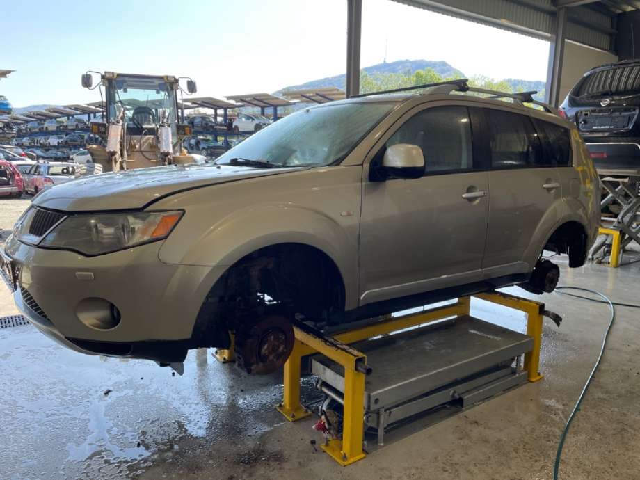 Mitsubishi Outlander 2007-2010 (Type II, Fase 1) , Motorkode: BSY, Girkassekode: 