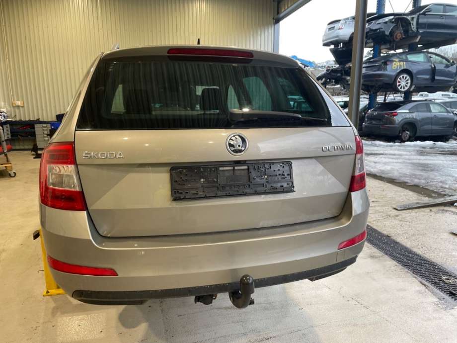 Škoda Octavia 2013-2016 (Type III, Fase 1) , Motorkode: CHPA, Girkassekode: QHW
