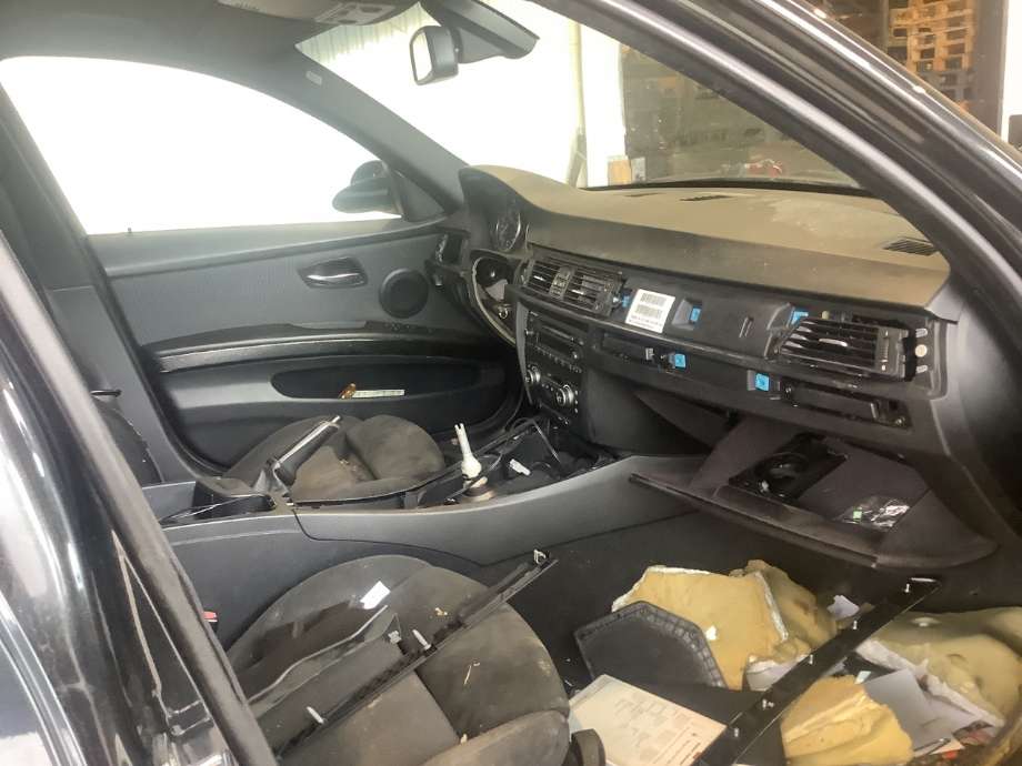 BMW 3-Serie 2005-2011 (E90/E91/E92/E93) (E90/E91/E92/E93), Motorkode: N47-D20A, Girkassekode: 