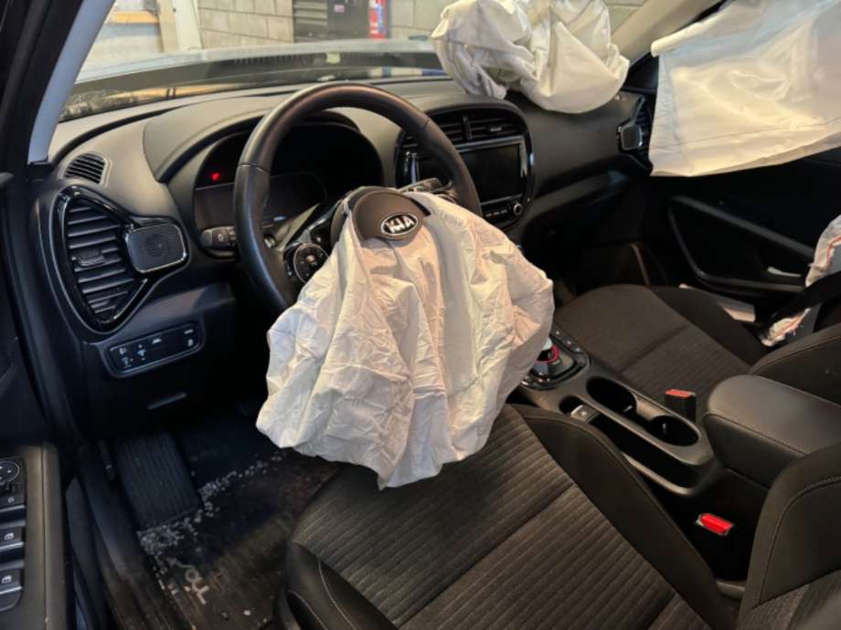 Kia e-Soul 2019-->> (Type III) , Motorkode: EM16, Girkassekode: OSPKJ1559F