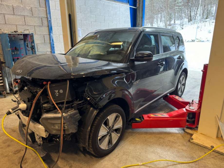 Kia e-Soul 2019-->> (Type III) , Motorkode: EM16, Girkassekode: OSPKJ1559F