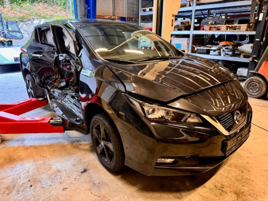 Nissan Leaf 2018-->> (Type II) , Motorkode: EM57, Girkassekode: 