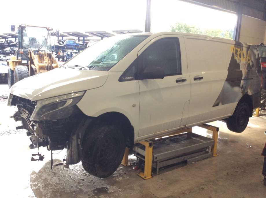 Mercedes Vito 2014-->> (W447) (W447), Motorkode: OM651.950, Girkassekode: 