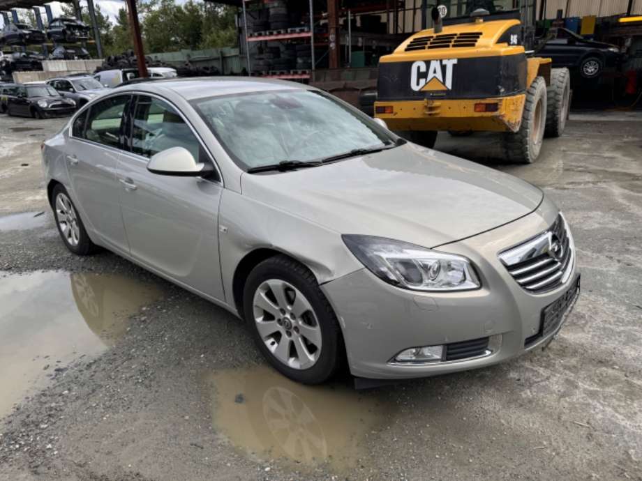 Opel Insignia A 2009-2014 , Motorkode: A20DTH, Girkassekode: