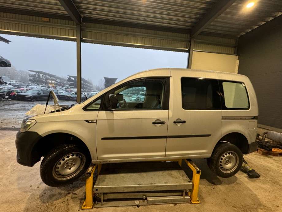 VW Caddy 2015-2020 (Type III, Fase 3) , Motorkode: DFSE, Girkassekode: 