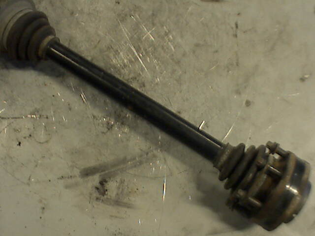 Drivaksel høyre bak til BMW X5 2000-2006 (E53) (E53) (3.0D|33 20 7 500 917|)