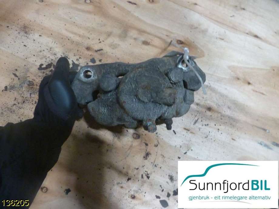 Bremsecaliper venstre foran til Mercedes Vito/Viano 1996-2003 (W638) (W638) (MERCEDES-BENZ VITO 108 CDI|)